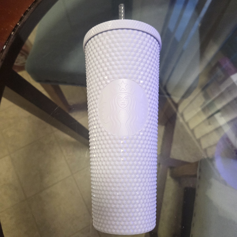 NWT Studded Venti Tumbler - Picture 5 of 6
